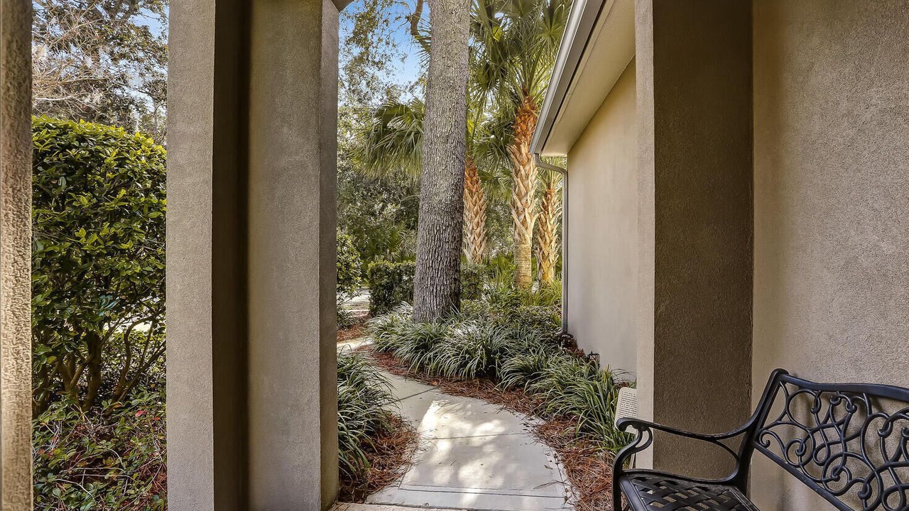 Photo of Patio Balcony in American Beach