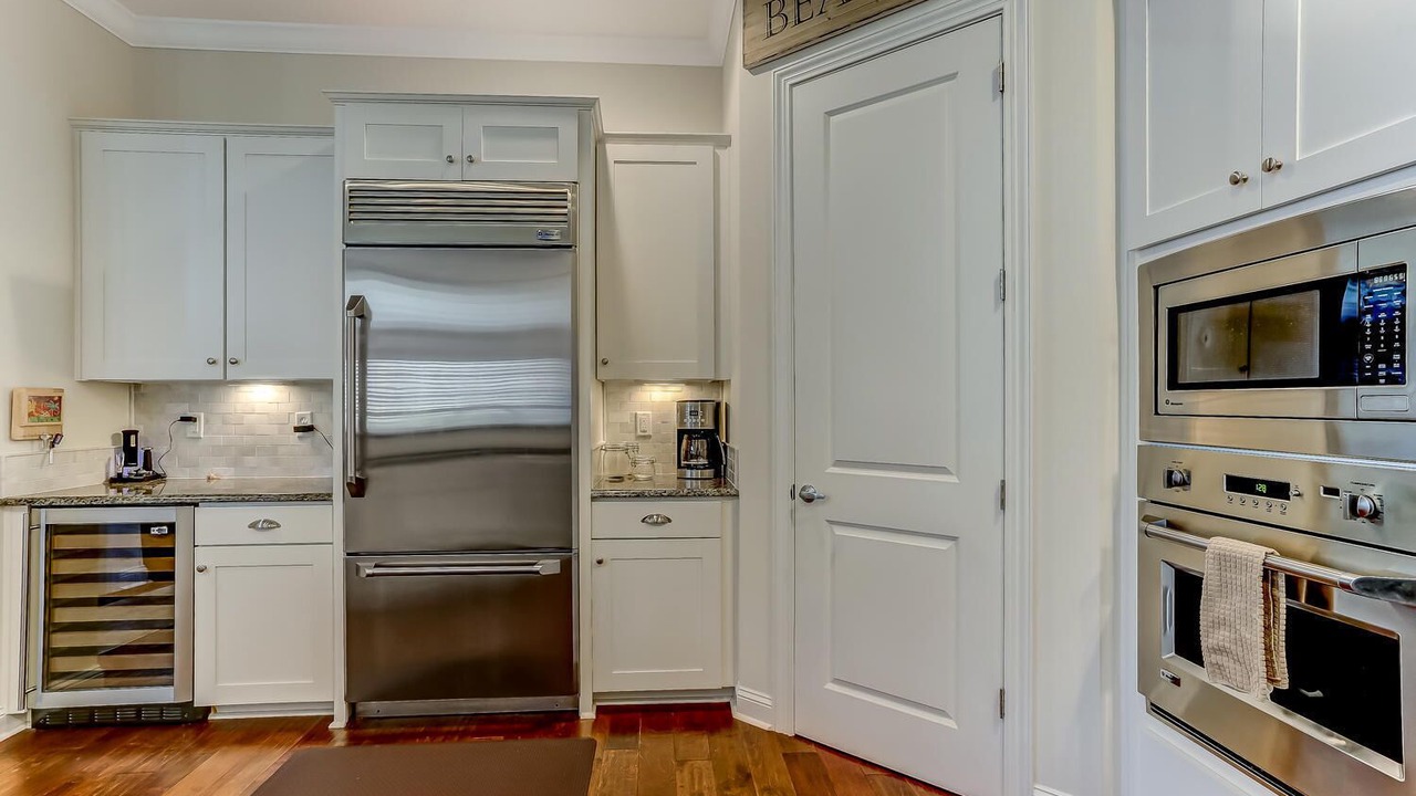 Photo of Kitchen in American Beach