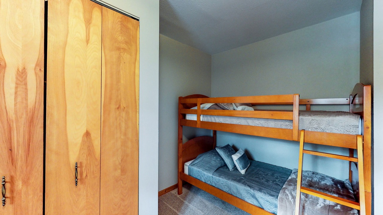 Photo of Bedroom in Laclede