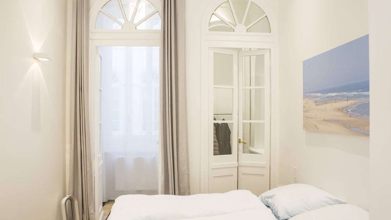Photo of Bedroom in Bordeaux Golden Triangle