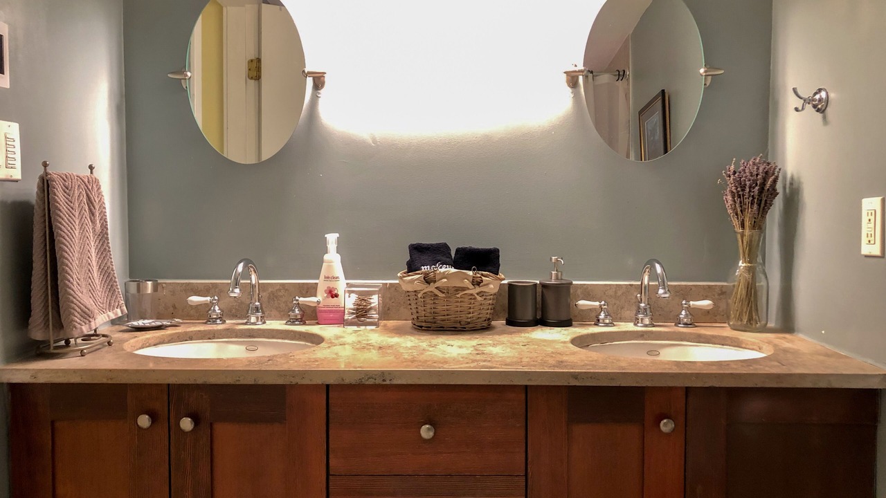 Photo of Bathroom in Kitsilano