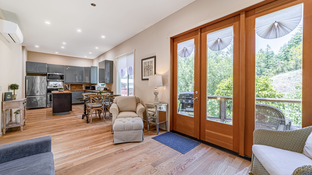 Photo of Livingroom in Gold Beach