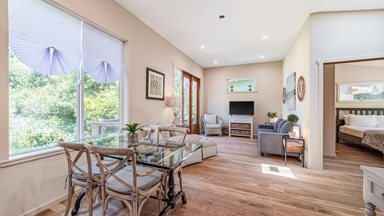 Photo of Livingroom in Gold Beach