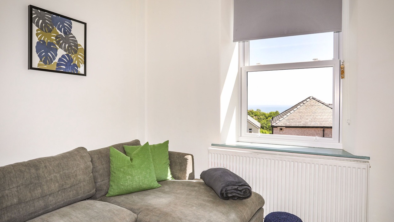 Photo of Livingroom in Penrhyn Bay