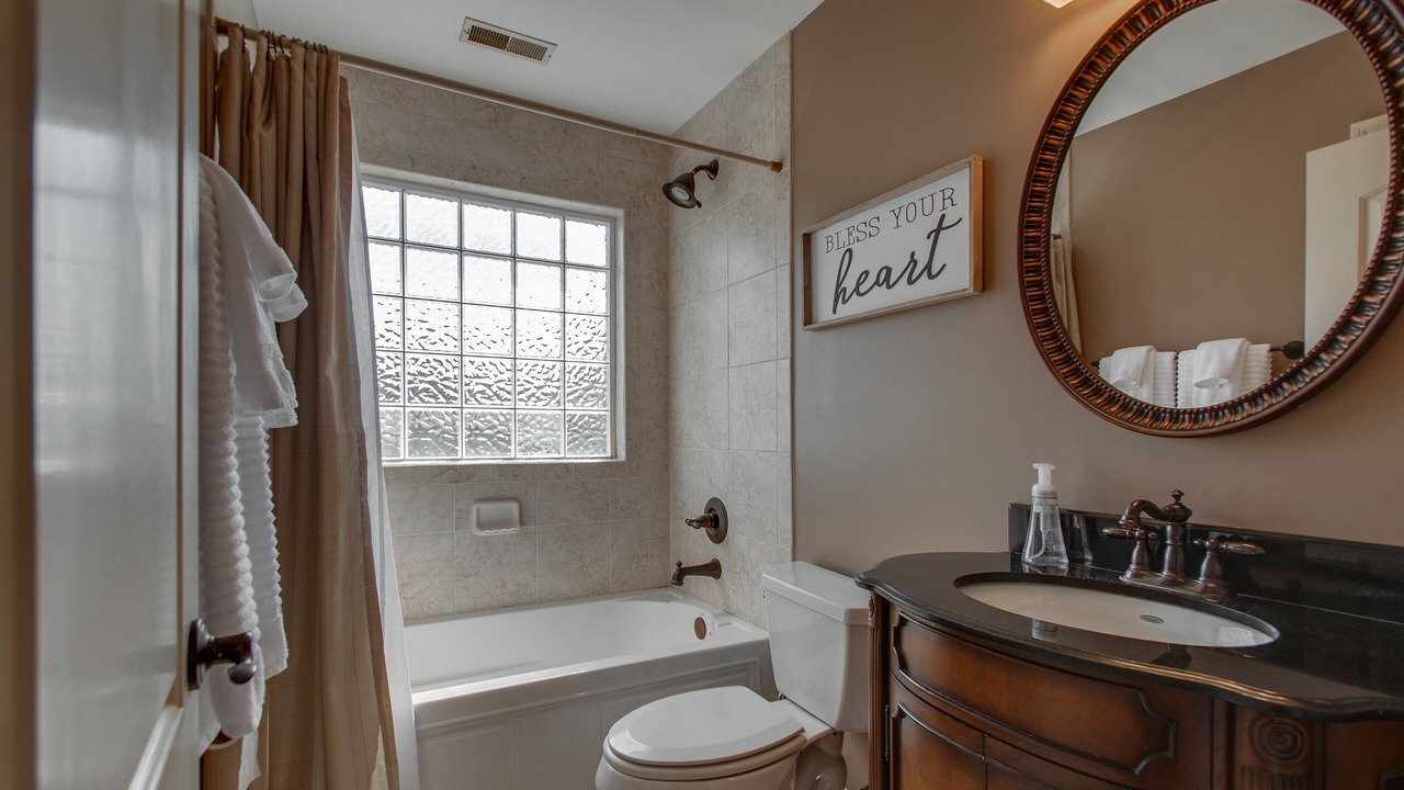 Photo of Bathroom in Hope Gardens