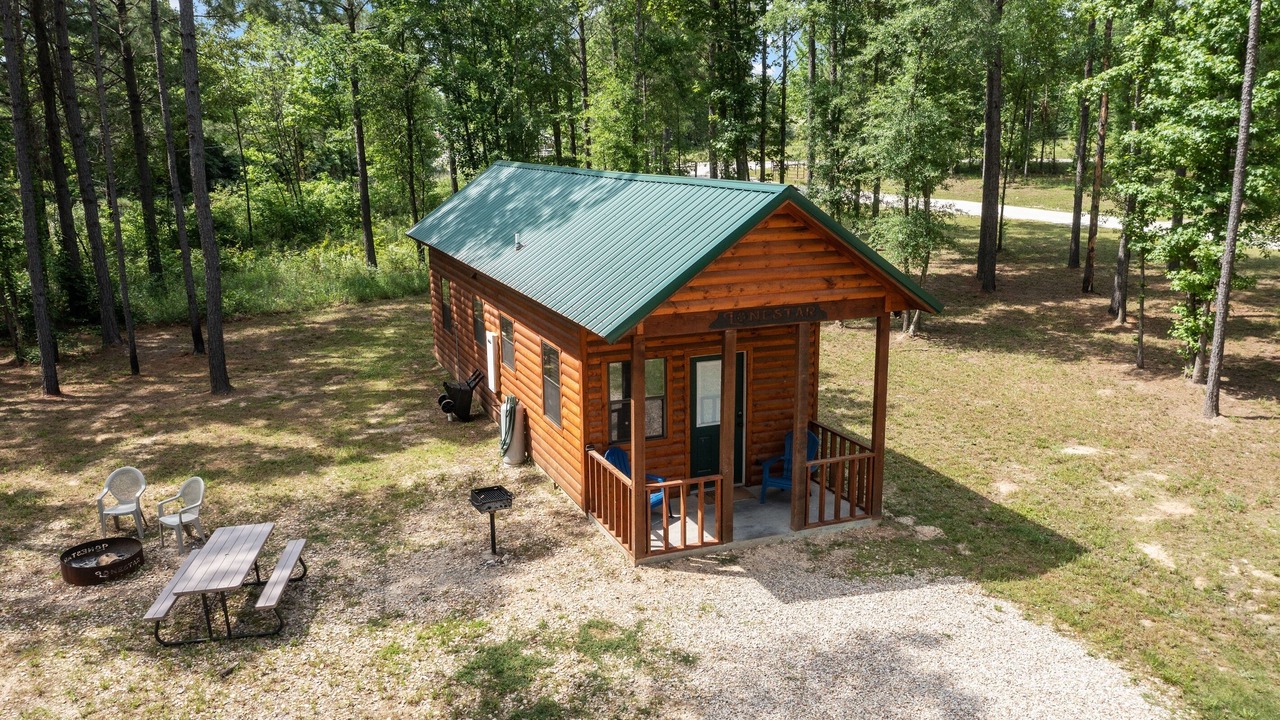 Photo of Outdoor in Golden