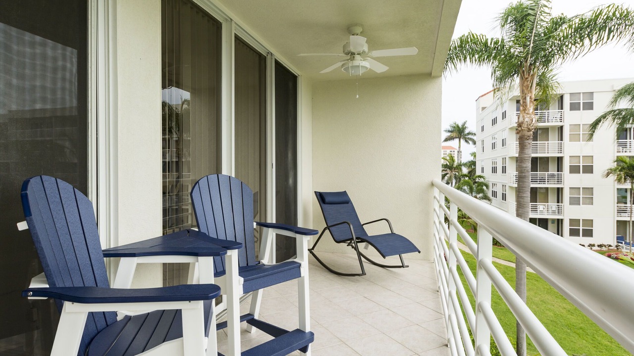 Photo of Patio Balcony in St. Petersburg