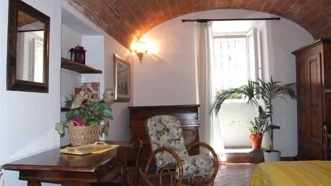 Photo of Bedroom in Pisa City Centre