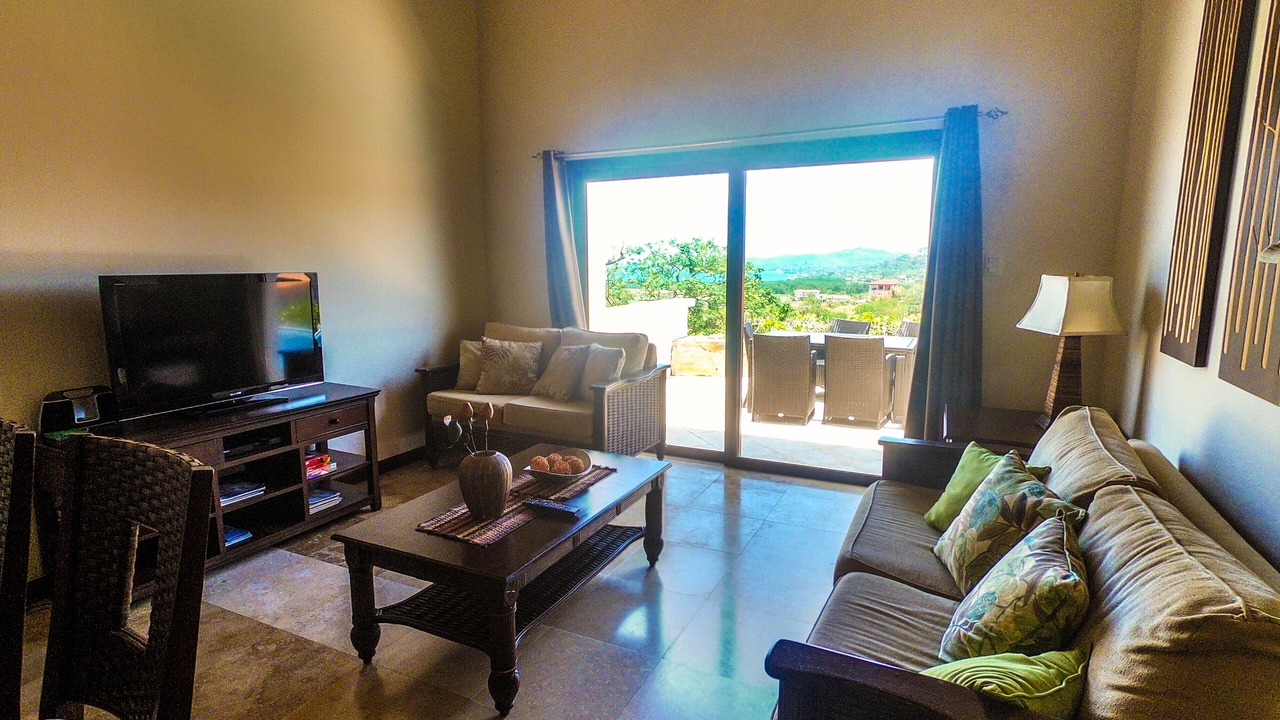 Photo of Livingroom in Pristine Bay