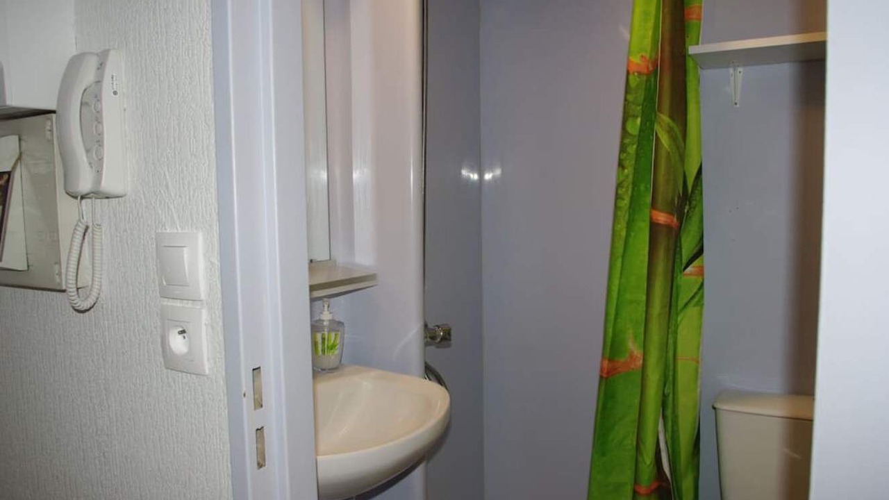 Photo of Bathroom in Treguier