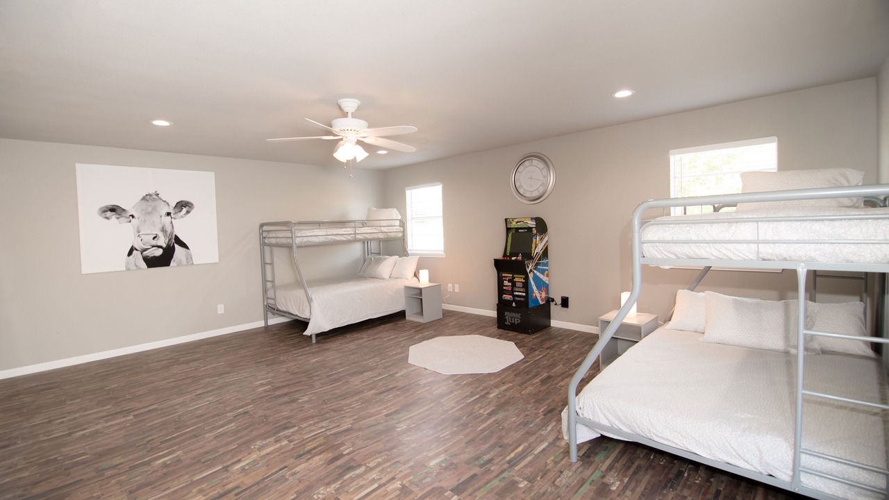 Photo of Bedroom in Grand Prairie