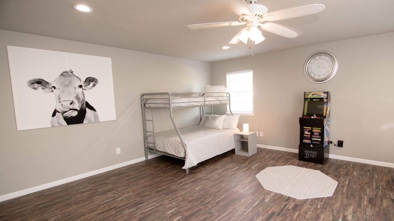 Photo of Bedroom in Grand Prairie