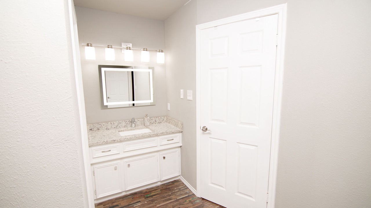 Photo of Bathroom in Grand Prairie