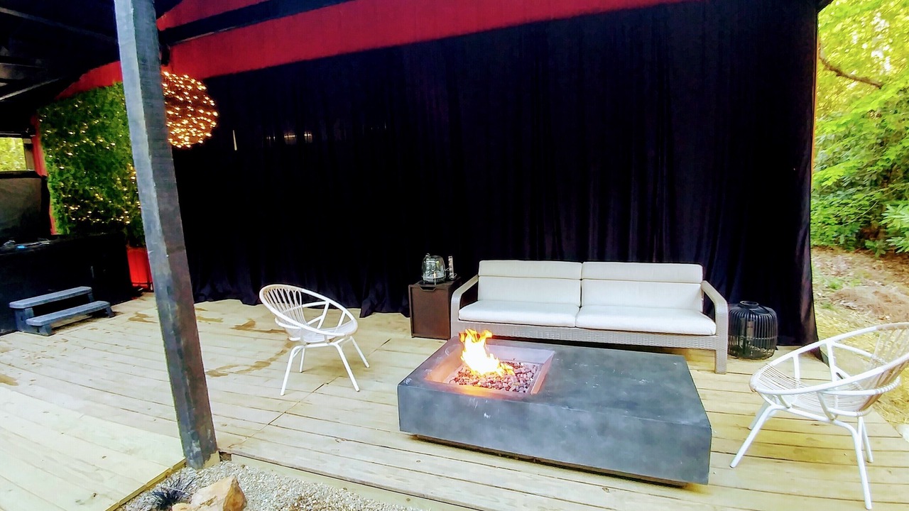 Photo of Patio Balcony in Scaly Mountain