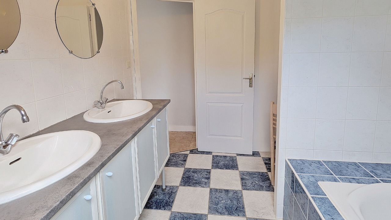 Photo of Bathroom in Crozon