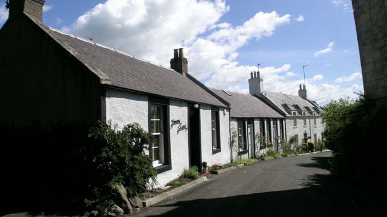 Photo of Outdoor in Leven