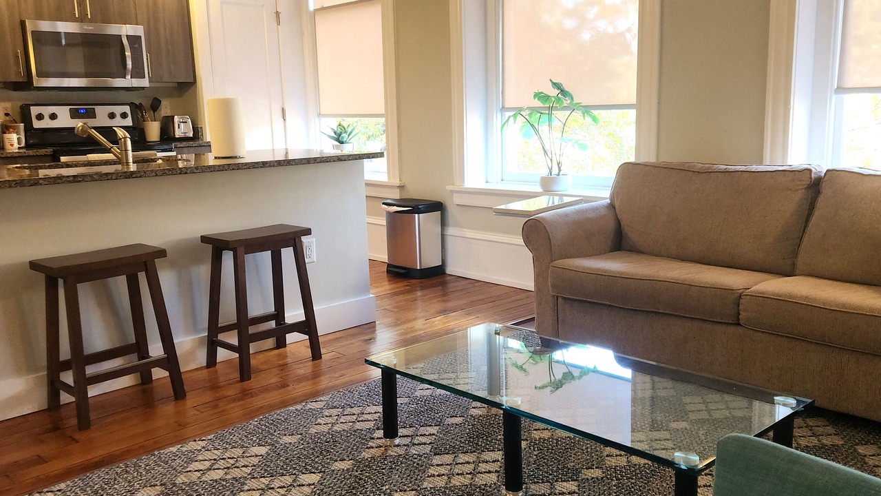 Photo of Livingroom in Monroe Ward