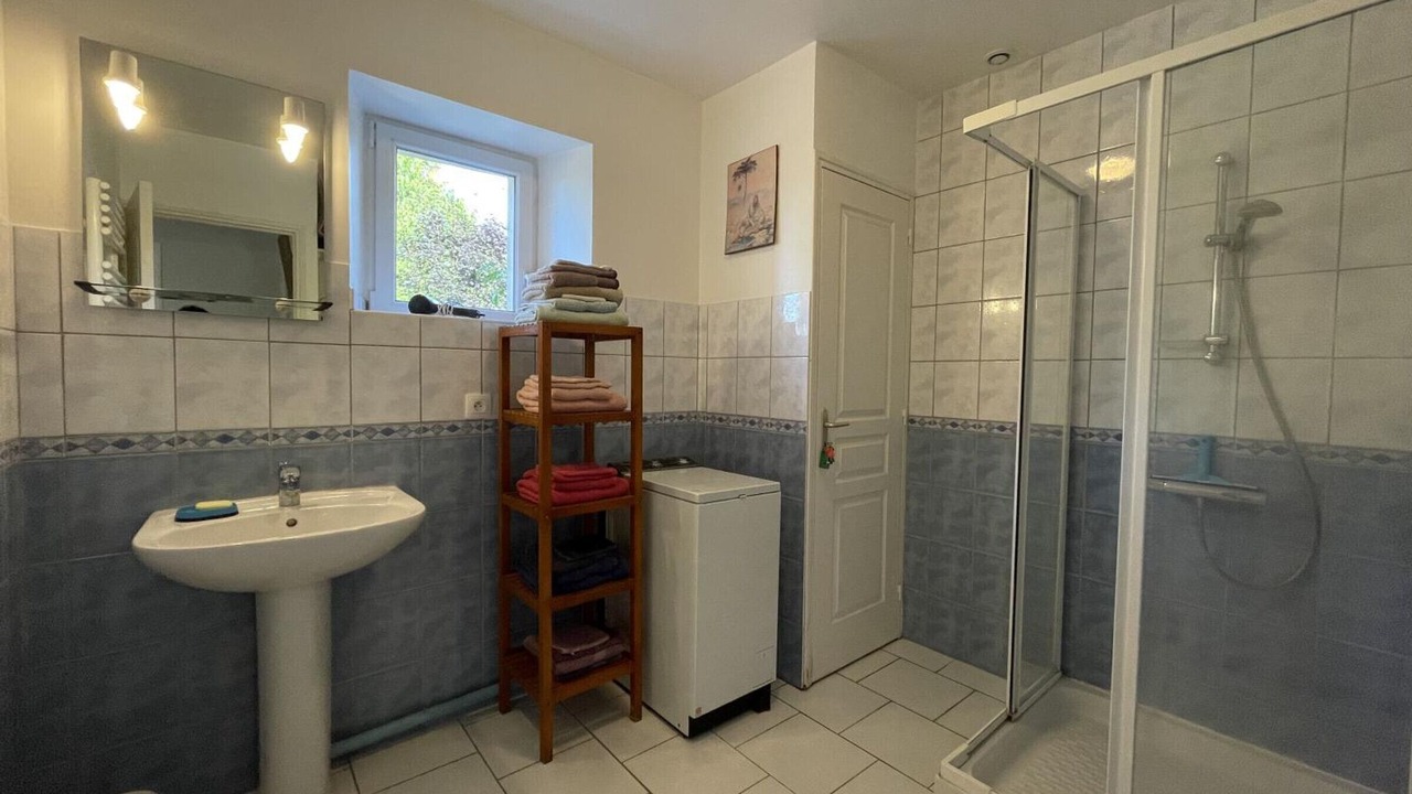 Photo of Bathroom in La Chapelle-Souef