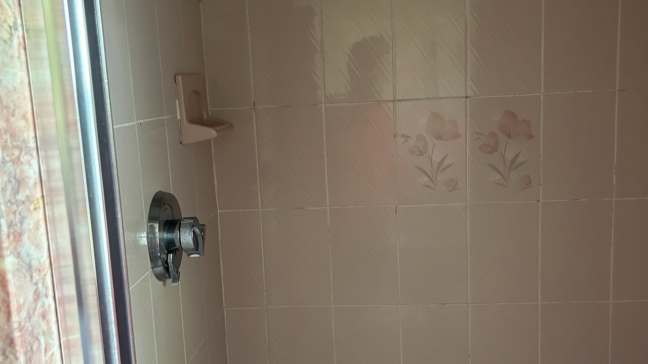Photo of Bathroom in Eastward Look