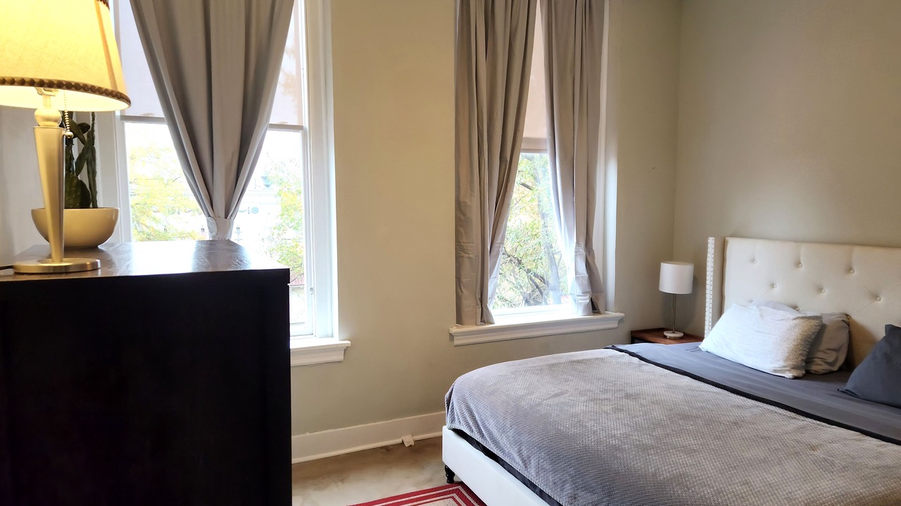 Photo of Bedroom in Monroe Ward