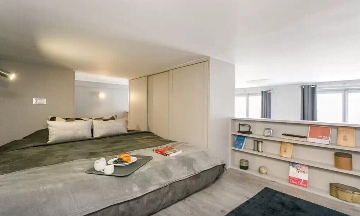 Photo of Bedroom in Notre-Dame-des-Champs