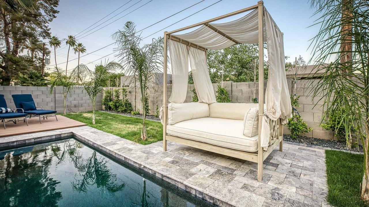 Photo of Outdoor in Camelback Park Estates