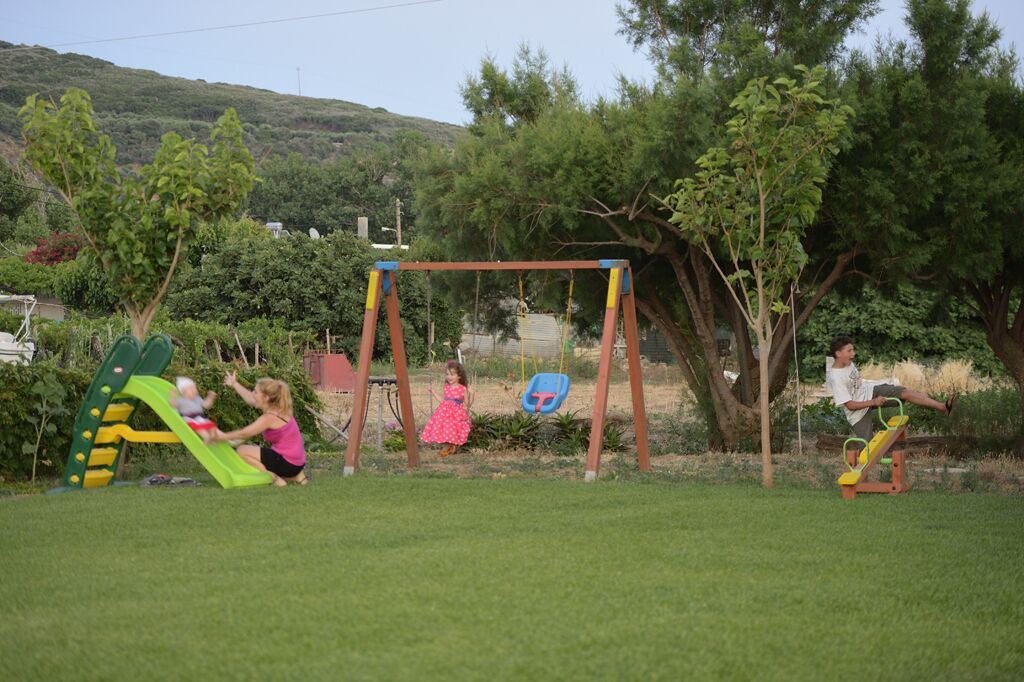 Photo of Others in Nopigia