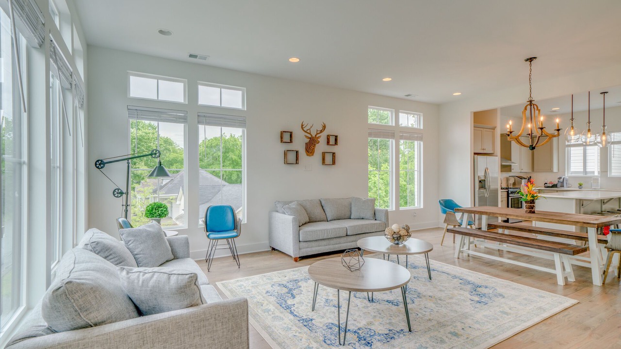 Photo of Livingroom in Talbot's Corner