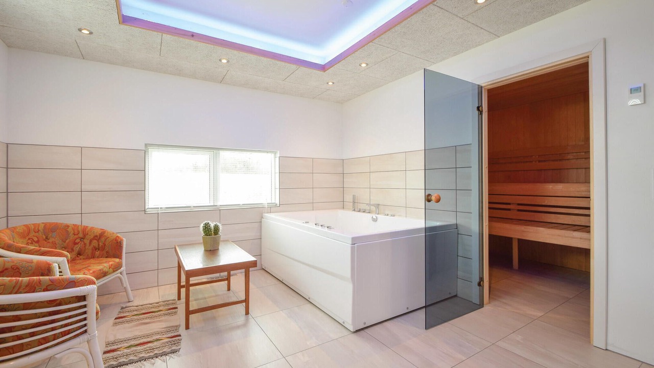 Photo of Bathroom in Krejbjerg
