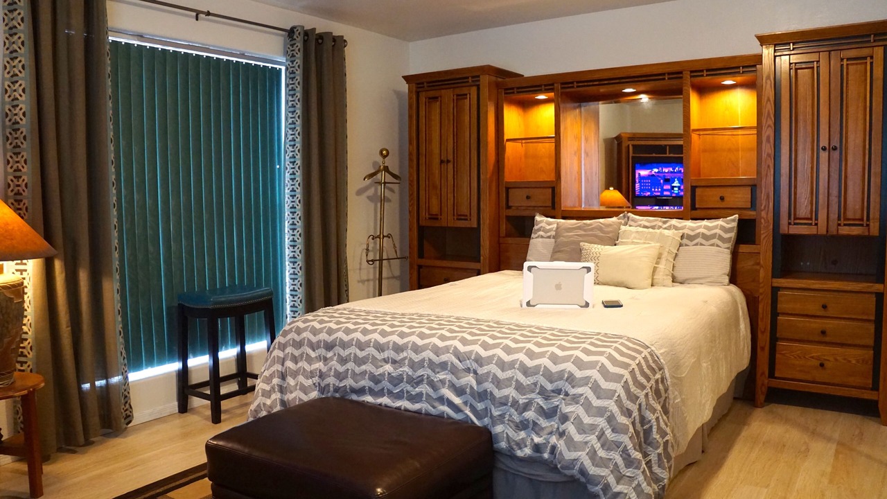 Photo of Bedroom in Suffolk Hills
