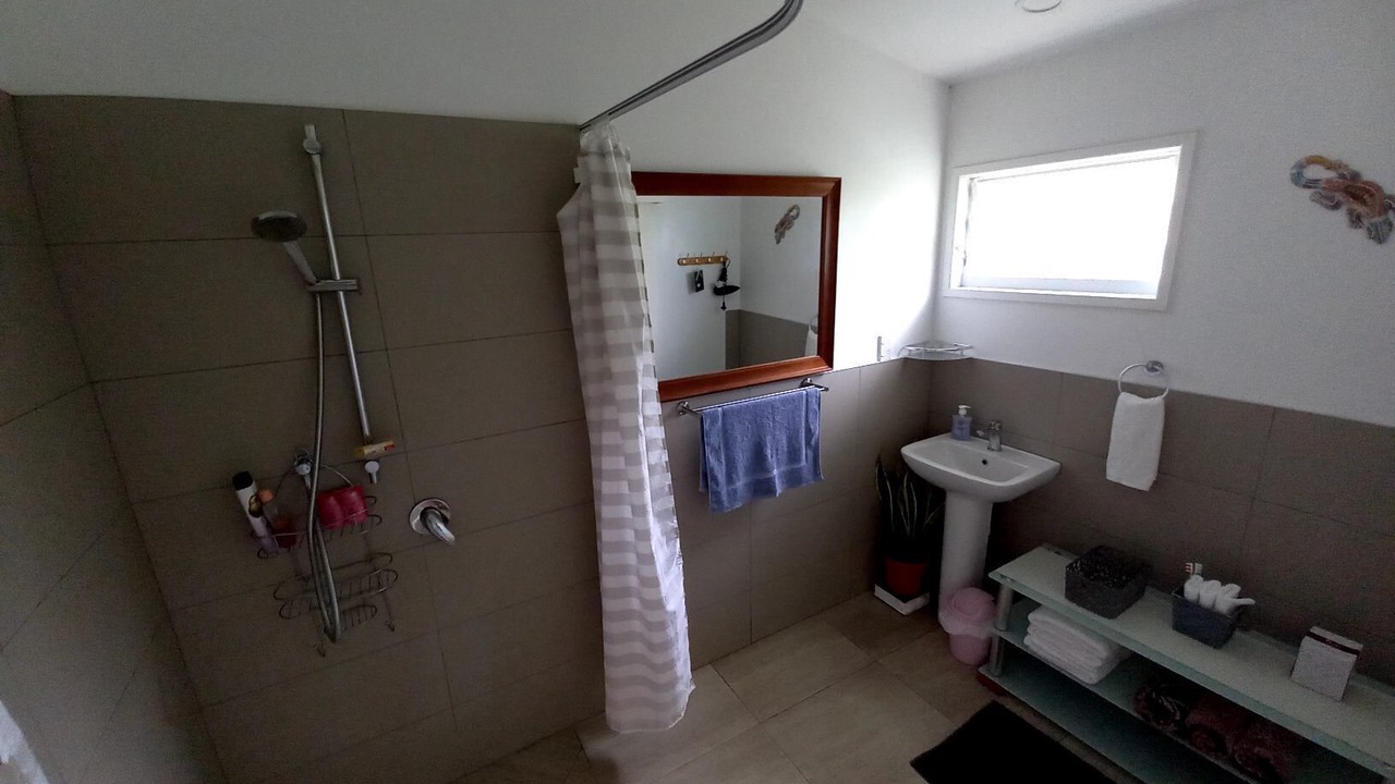 Photo of Bathroom in Tapere of Vaimaanga