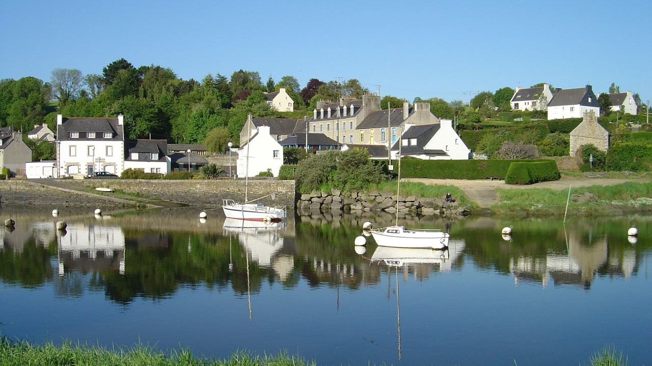Photo of Others in Taule