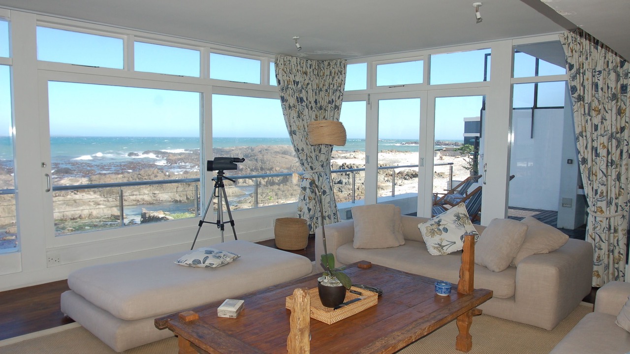 Photo of Livingroom in Bloubergstrand