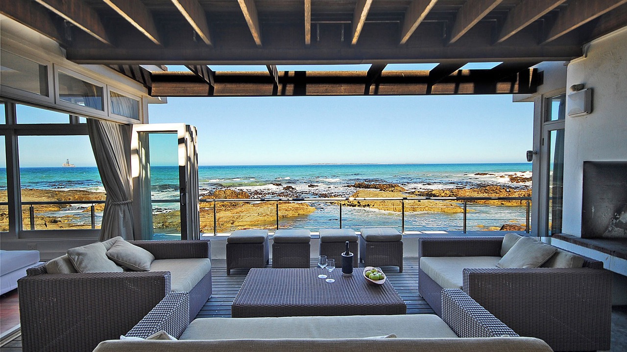 Photo of Others in Bloubergstrand