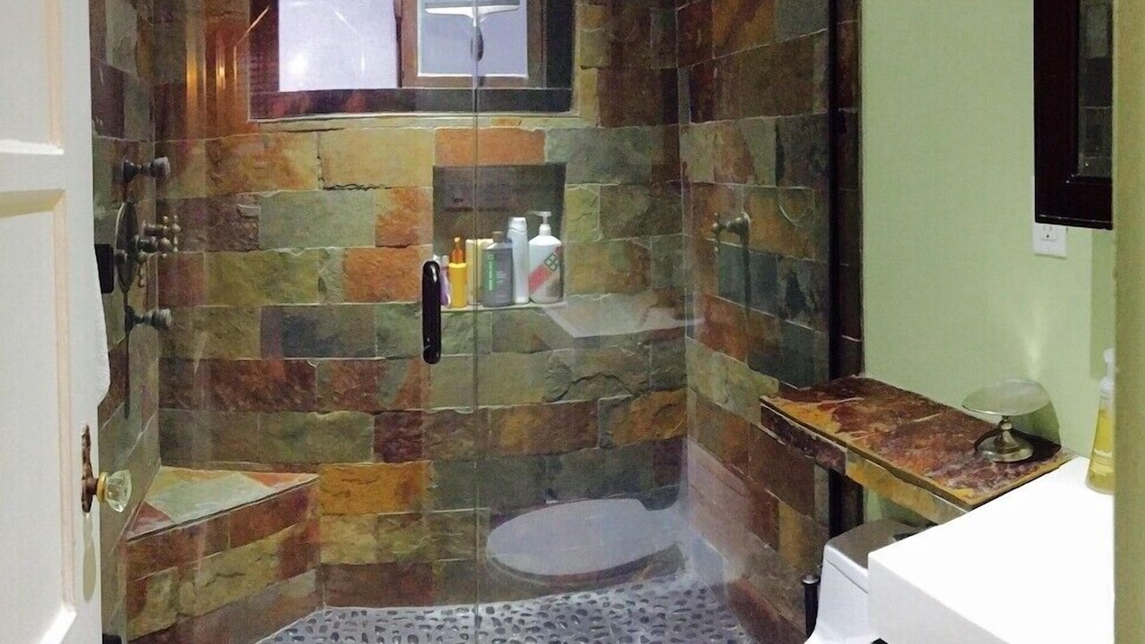 Photo of Bathroom in El Porto
