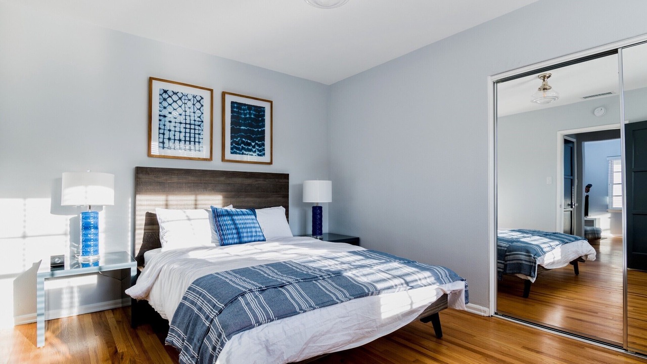 Photo of Bedroom in Burbank