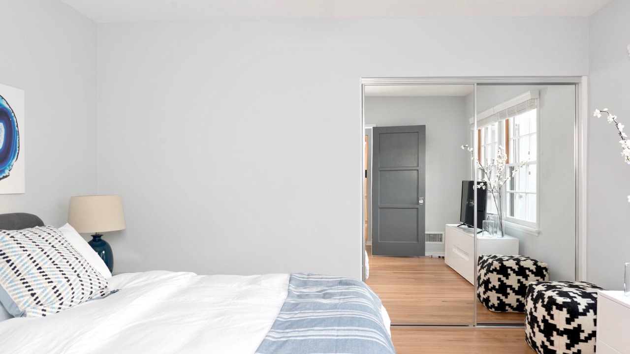 Photo of Bedroom in Burbank