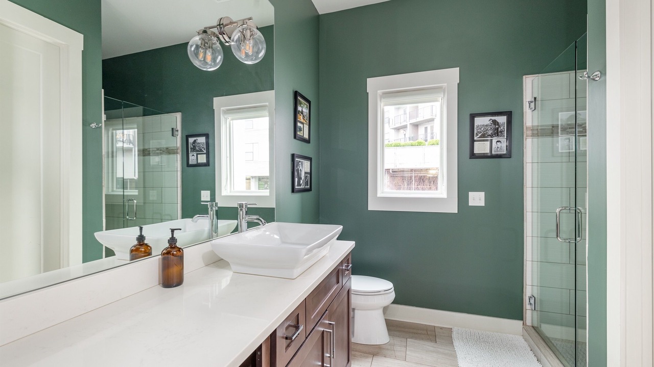 Photo of Bathroom in Edgehill
