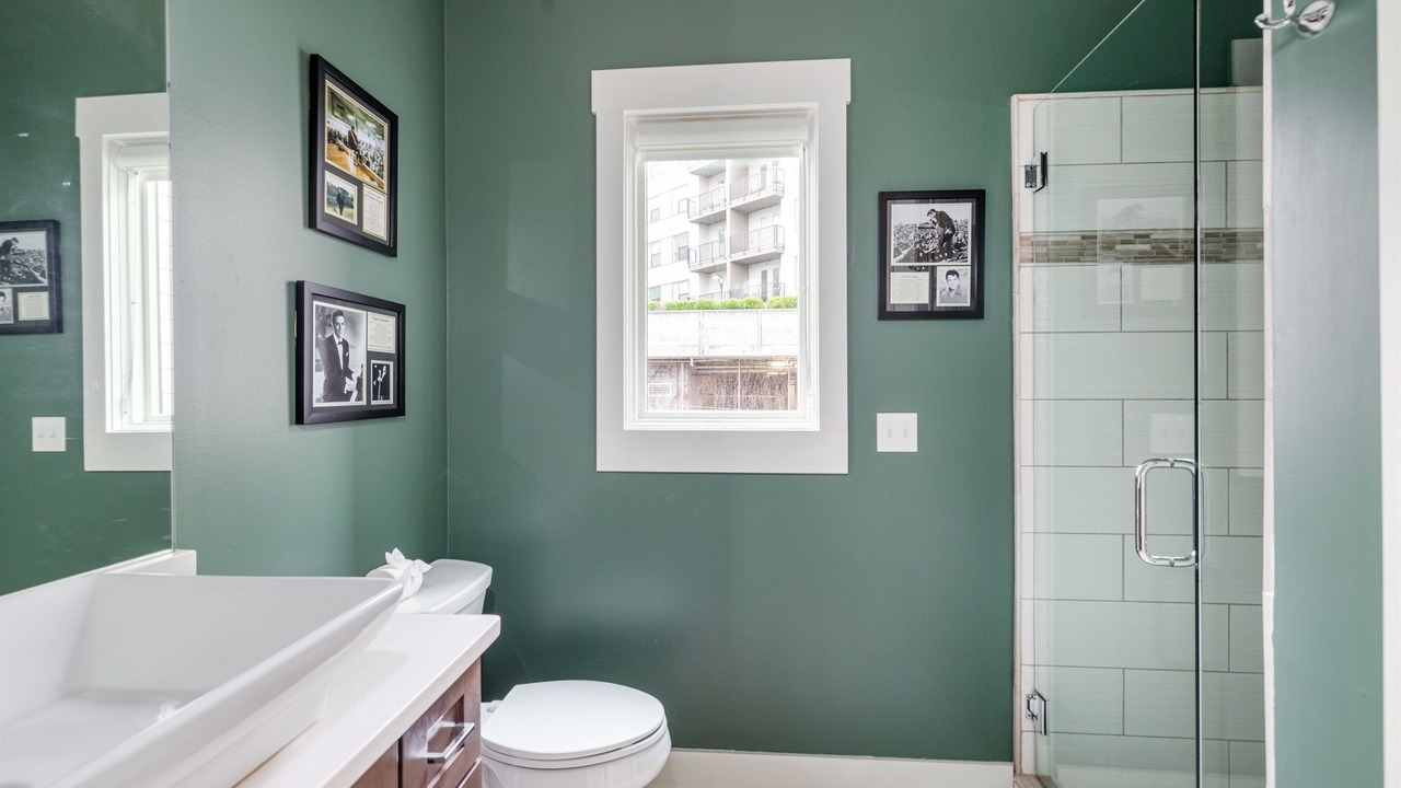 Photo of Bathroom in Edgehill