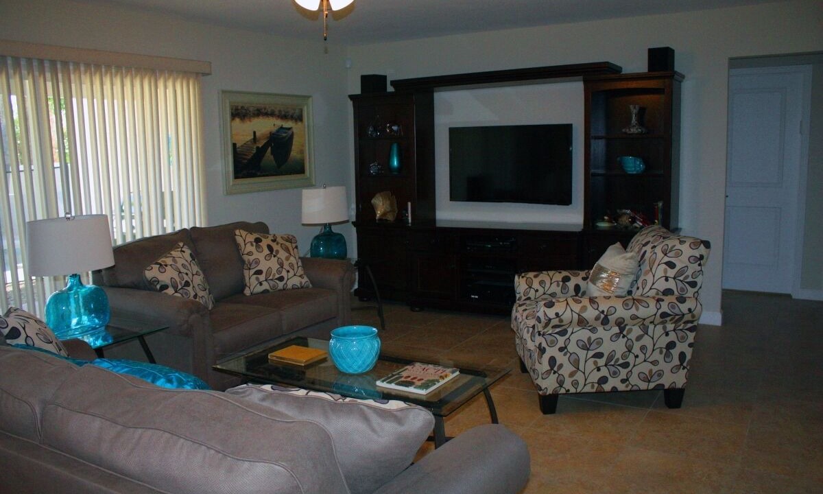 Photo of Bedroom in Raskin Estates