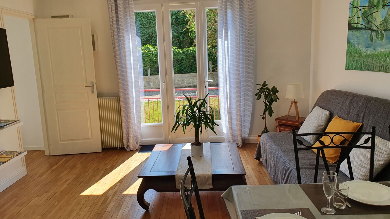 Photo of Livingroom in Saint-Ouen-de-Mimbre