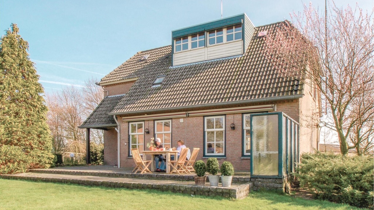 Photo of Others in Leende