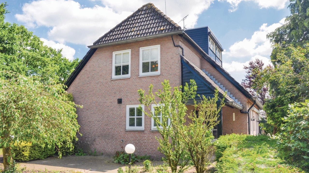 Photo of Others in Leende