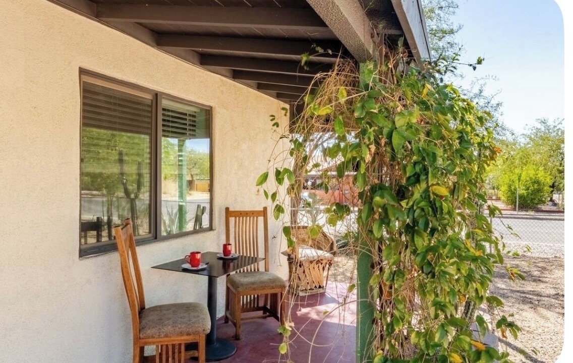 Photo of Outdoor in Peter Howell