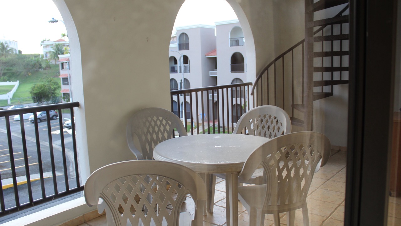 Photo of Patio Balcony in Hucares