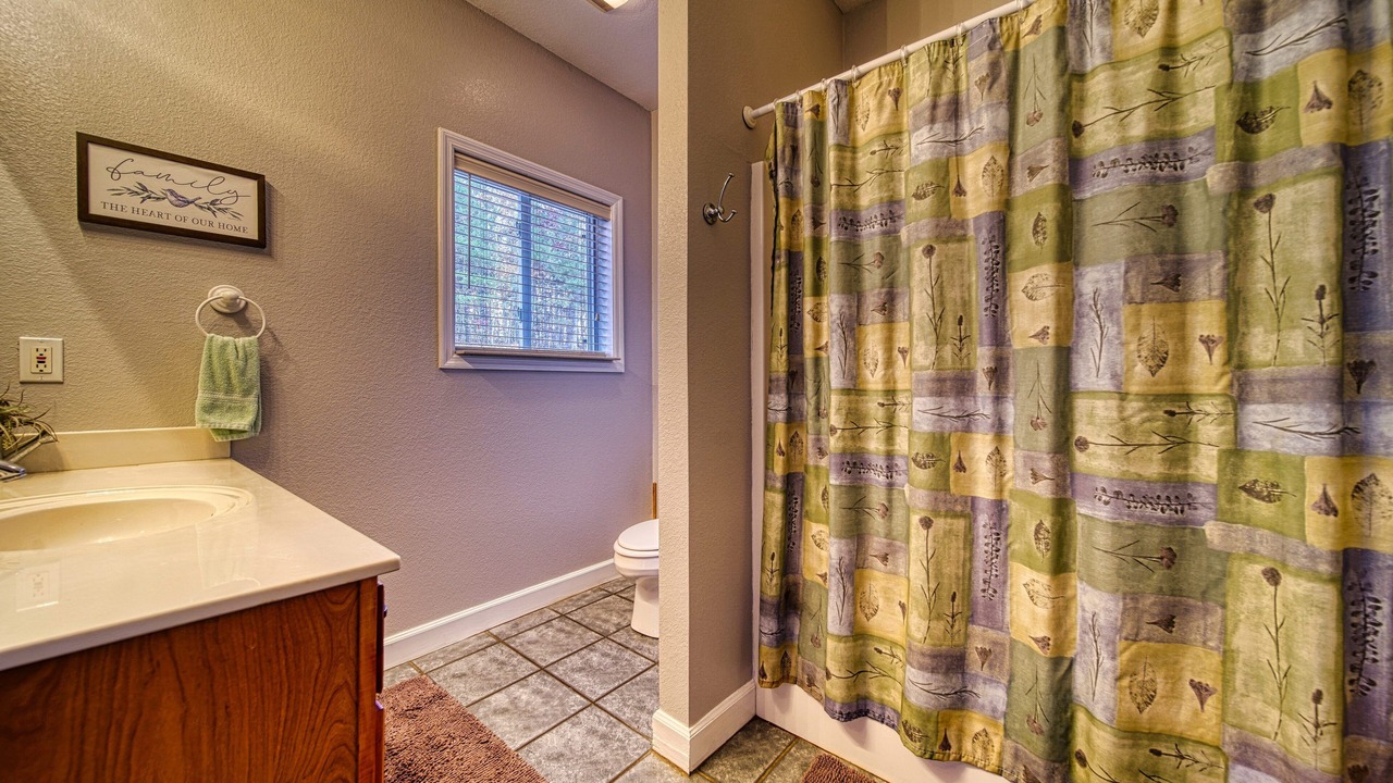 Photo of Bathroom in Hiawassee