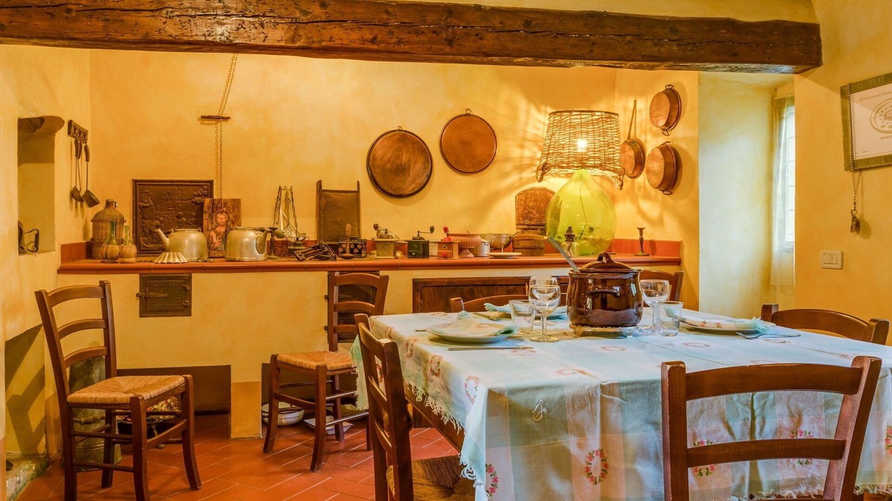 Photo of Bedroom in Serravalle Pistoiese