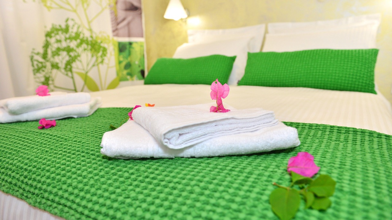Photo of Bedroom in Anse des Rochers