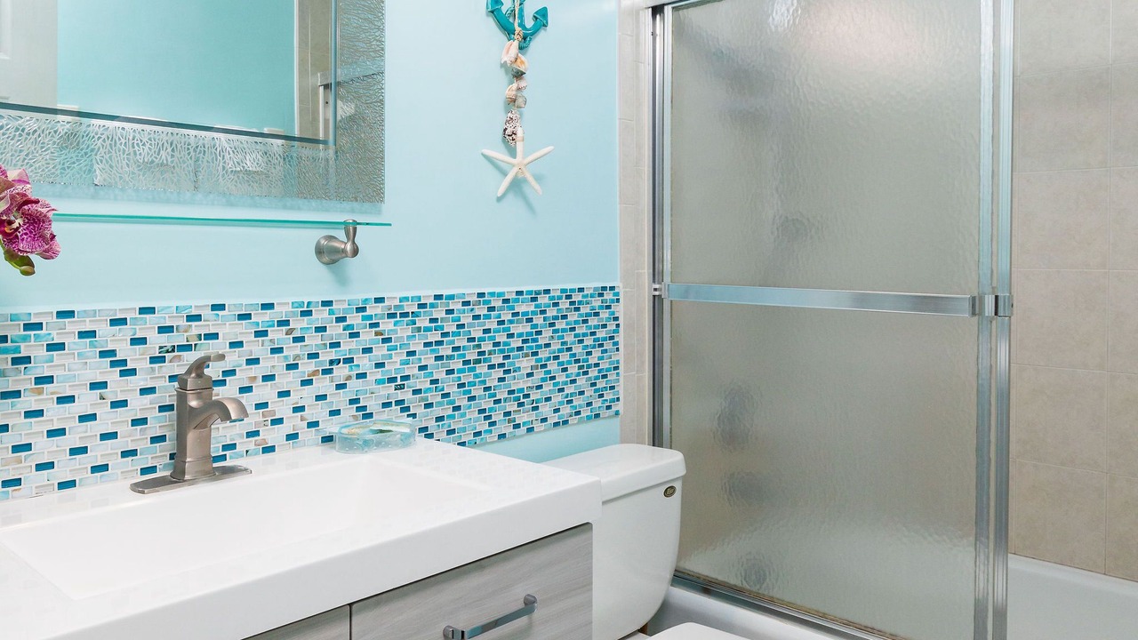 Photo of Bathroom in Marathon