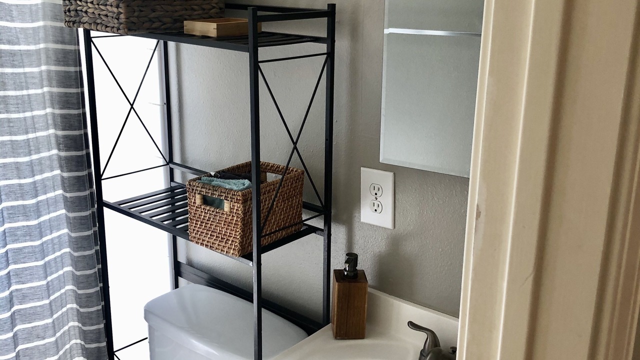 Photo of Bathroom in Neartown